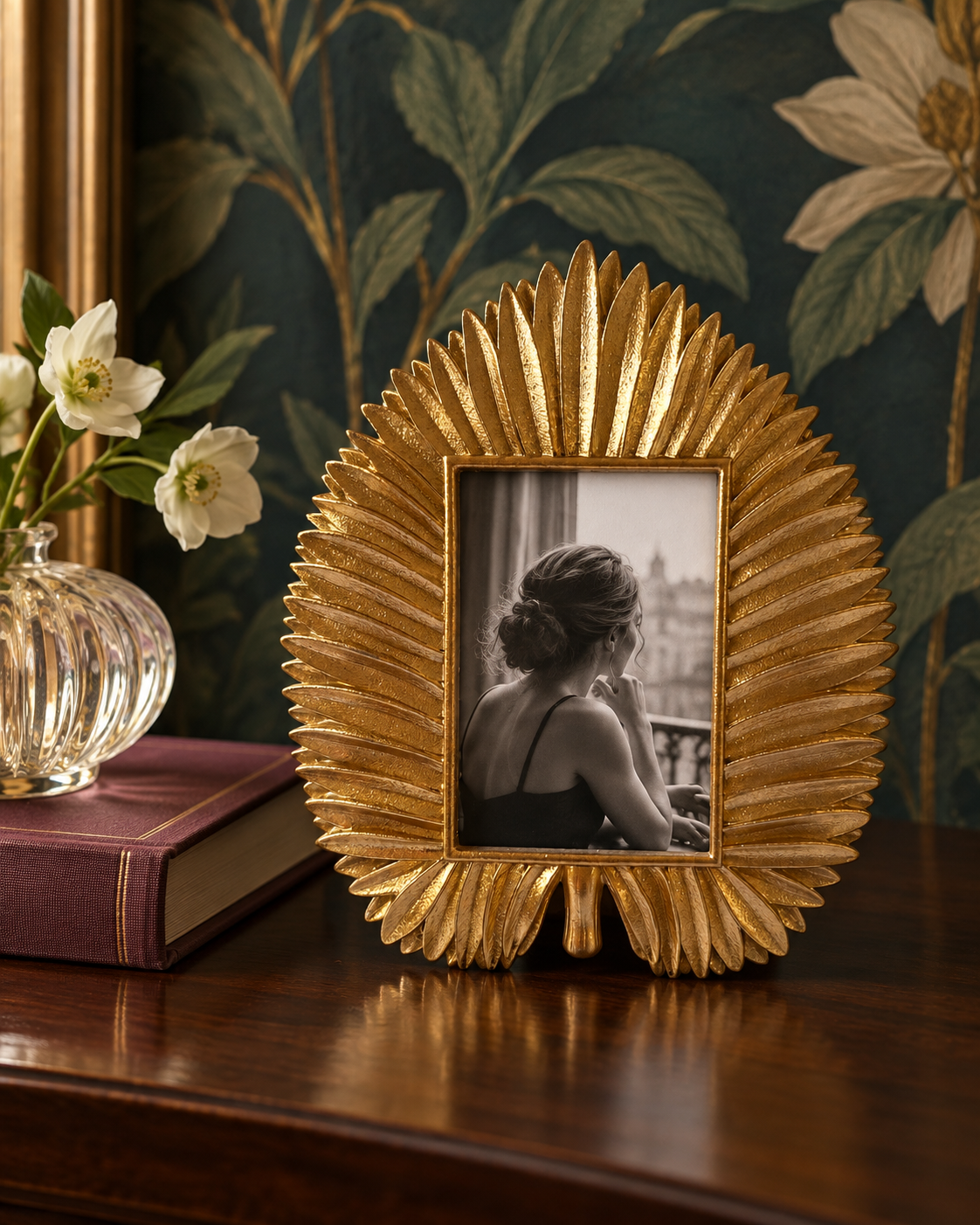 Gold-Tone Leaf Tabletop Frame, 4 x 6